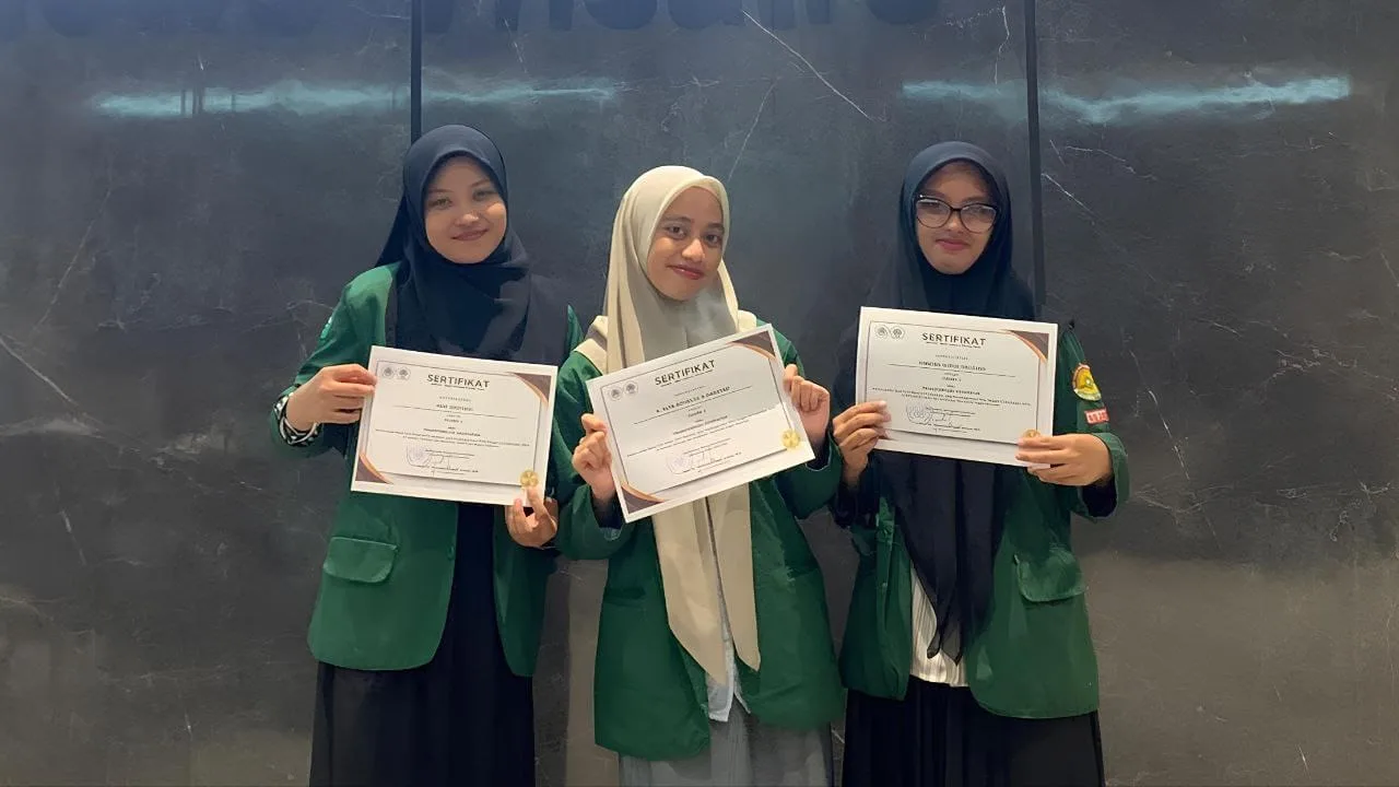 Prestasi Gemilang : Mahasiswa Farmasi UMI Juara LKTI Nasional 2024