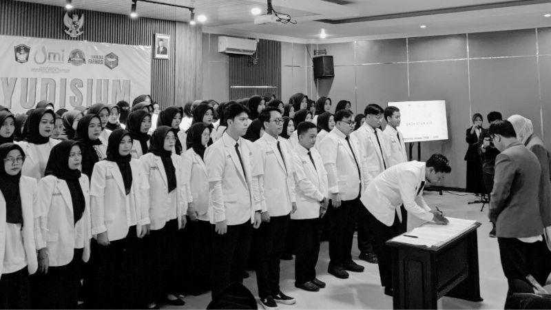Suksesan Berjamaah: Yudisium Apoteker Angkatan 14, Fakultas Farmasi UMI, Periode I 2024