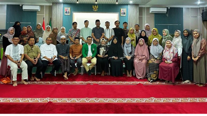 Farmasi Umi Menggelar Halal Bi Halal & Jumat Spiritual