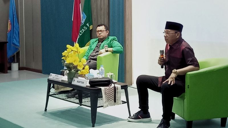 Perspektif Hukum dalam Praktik Kefarmasian: Kuliah Menarik dari Rektor UMI