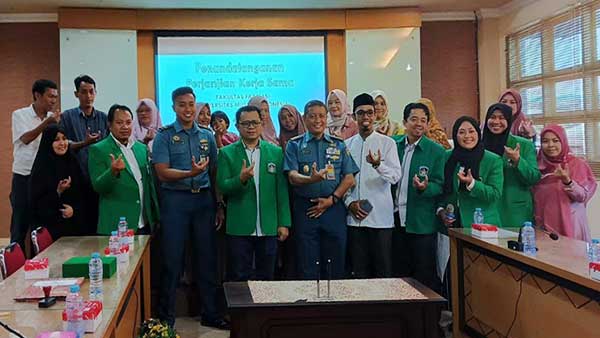 Evaluasi PKPA Dan Penandatanganan Kerja Sama Antara FF-UMI Dan LAFIAL: Meningkatkan Kualitas Pendidikan Farmasi