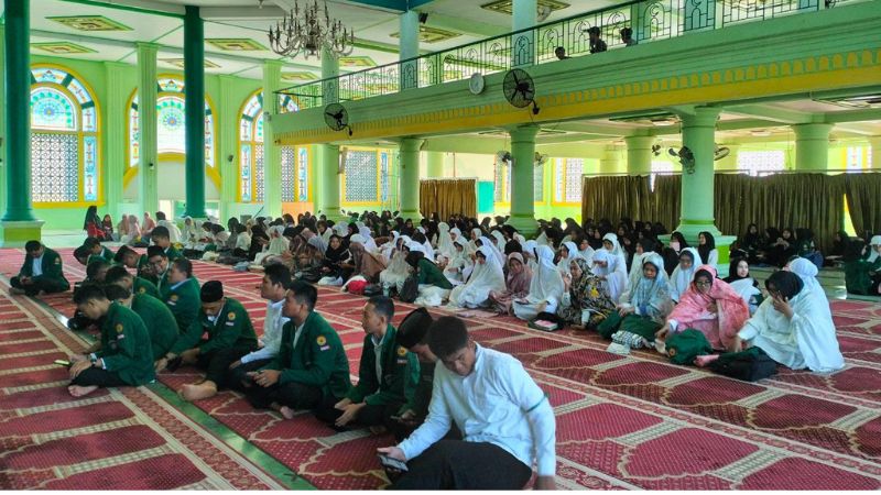 Jumat Spiritual UMI, Refleksi Solidaritas Dan Perkembangan Fakultas Farmasi
