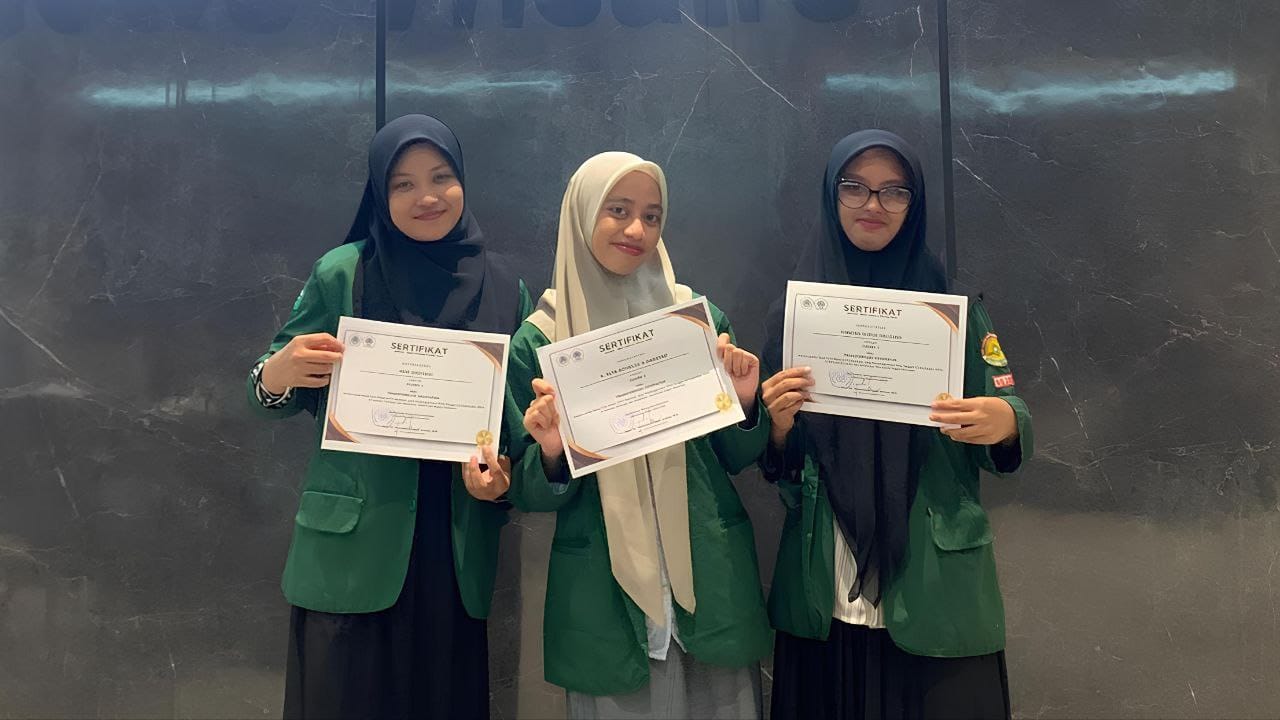 Prestasi Gemilang : Mahasiswa Farmasi UMI Juara LKTI Nasional 2024